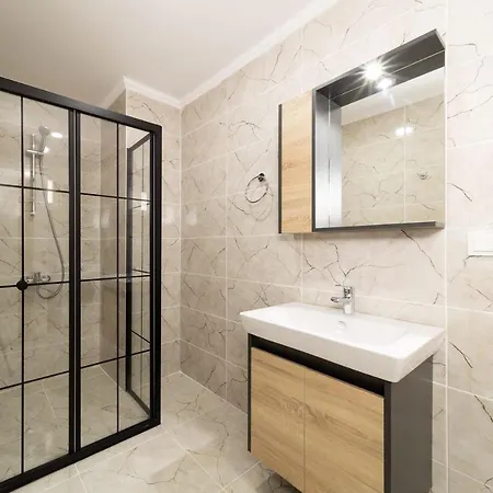 아파트 Charming Flat 15 Min Walking Distance To Beach In Muratpasa, Antalya *